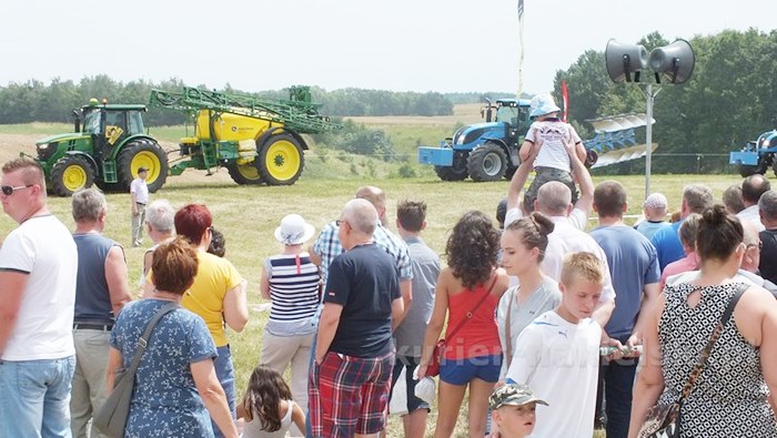 Rozpoczęły się Targi AGROTECH w Minikowie