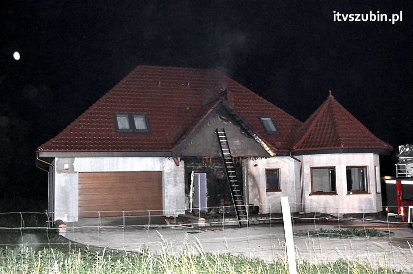 Nocny pożar w Małych Rudach