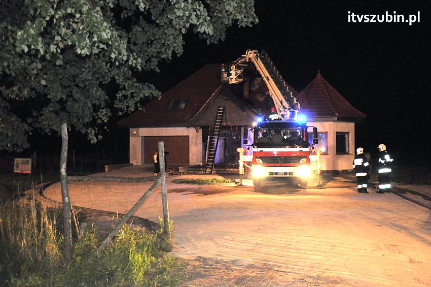 Nocny pożar w Małych Rudach