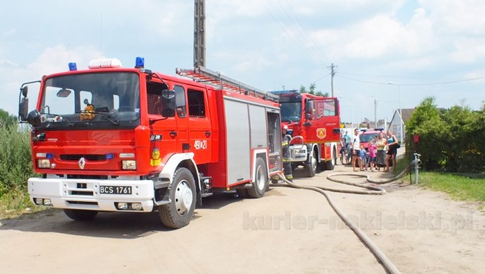 Spłonęło poddasze z dachem budynku mieszkalnego w Paterku