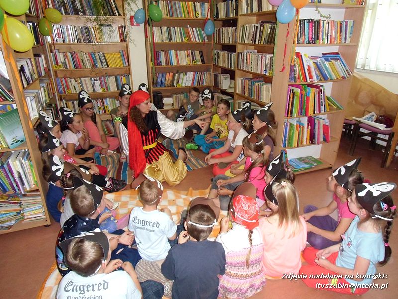 Piracka noc w bibliotece w Chomętowie