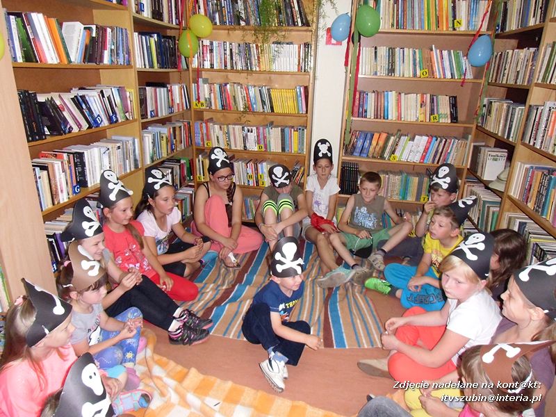 Piracka noc w bibliotece w Chomętowie
