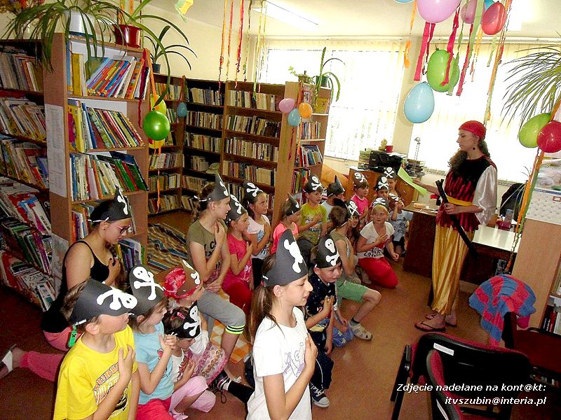 Piracka noc w bibliotece w Chomętowie