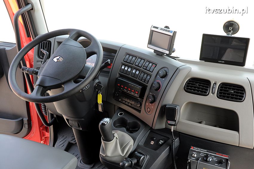 Średni samochód ratowniczo-gaśniczy trafił do Szubina