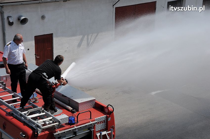 Średni samochód ratowniczo-gaśniczy trafił do Szubina