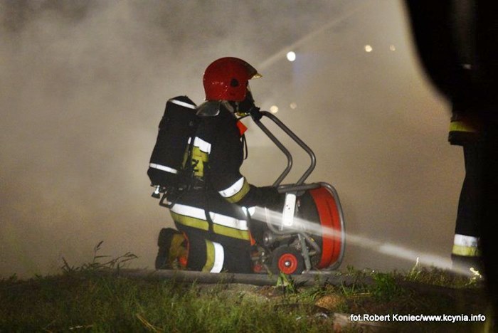 Nocny pożar w Kcyni