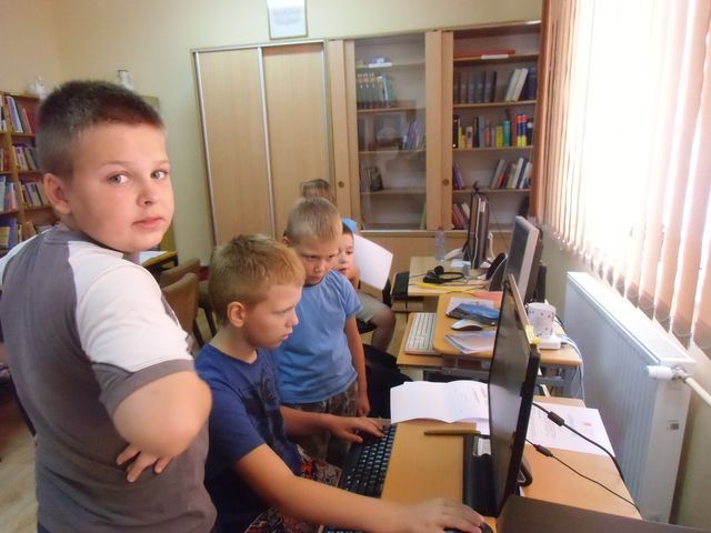 Zaczarowana biblioteka w Królikowie