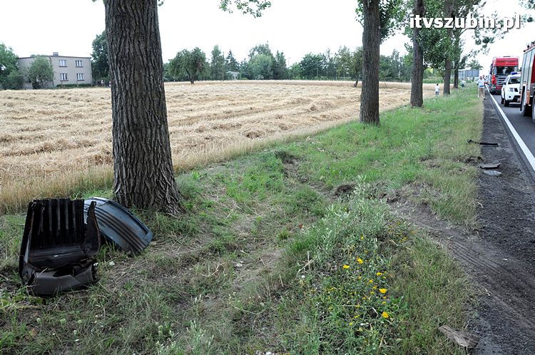 Kolizja osobówki z Tirem w Łachowie