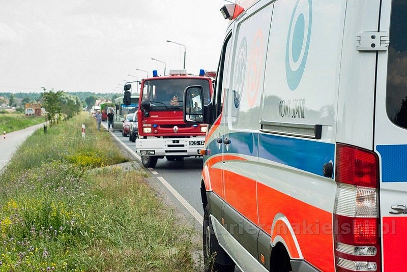 Dwie 25 letnie osoby jadące motocyklem trafiły do szpitala