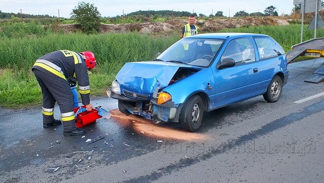 Zderzenie samochodów na ul. Potulickiej w Nakle nad Notecią