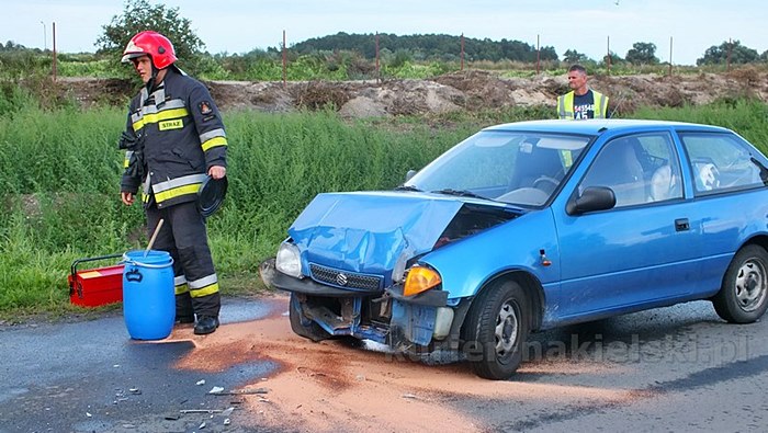 Zderzenie samochodów na ul. Potulickiej w Nakle nad Notecią