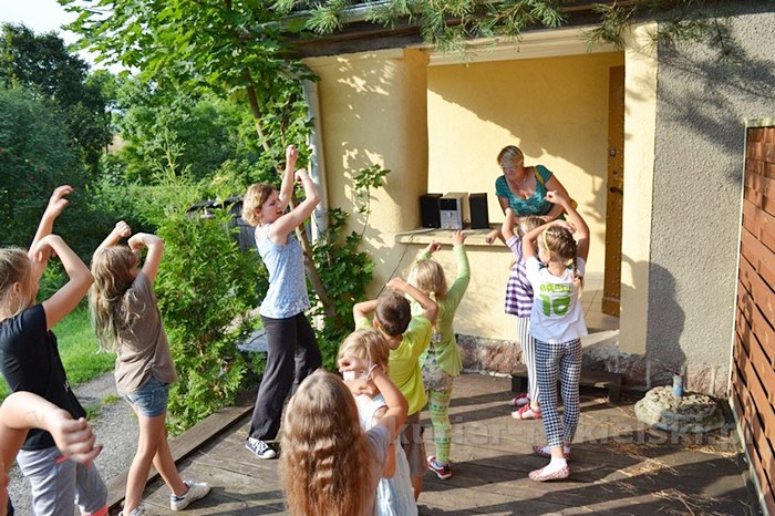 Zaczarowana biblioteka w Samoklęskach Małych
