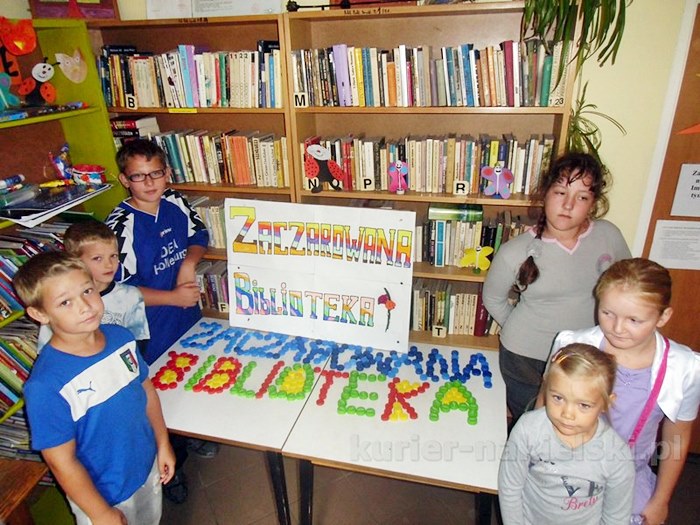 Zaczarowana biblioteka w Samoklęskach Małych