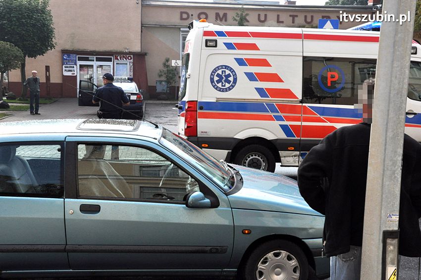 Potrącenie pieszego na pasach przy Urzędzie Miejskim w Szubinie