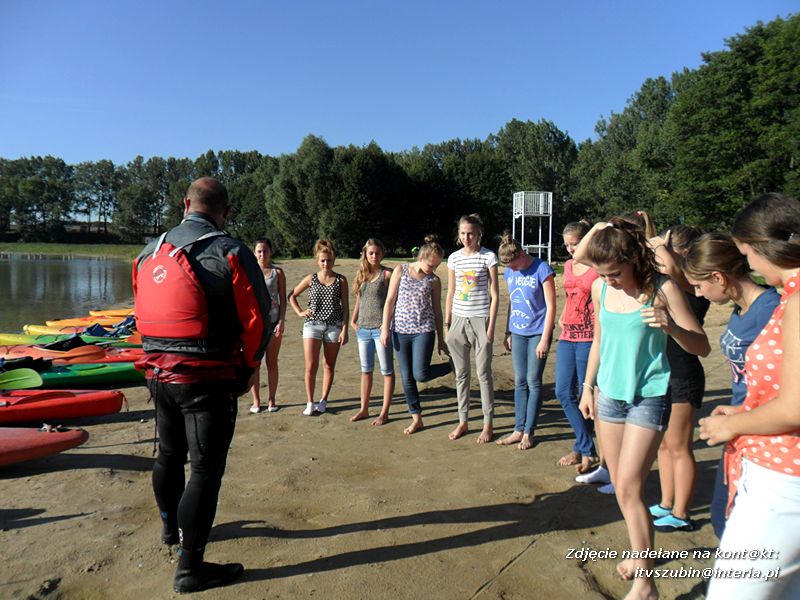 Szkolenie kajakowe w Wąsosza dla pierwszaków