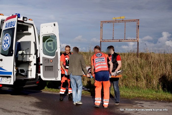 Kolizja w Żurawi - pierwszy wyjazd nowej karetki do wypadku