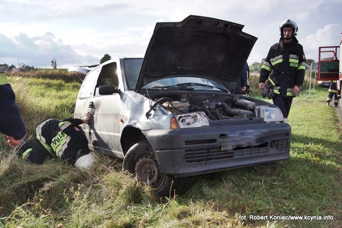 Kolizja w Żurawi - pierwszy wyjazd nowej karetki do wypadku