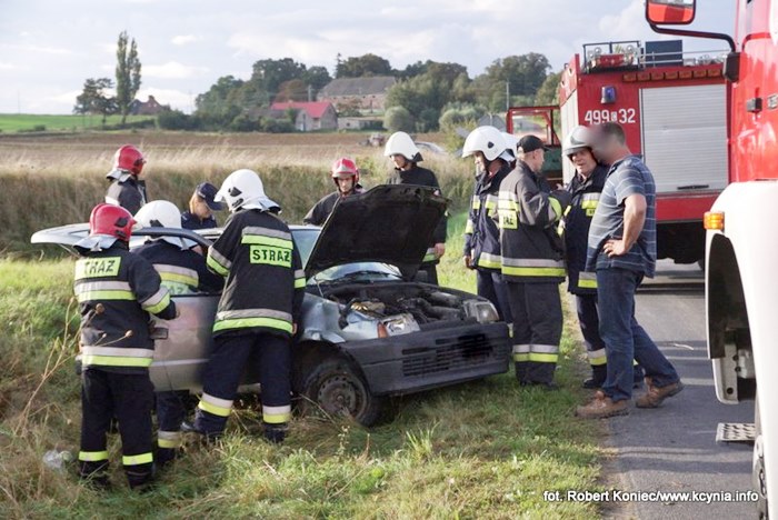 Kolizja w Żurawi - pierwszy wyjazd nowej karetki do wypadku