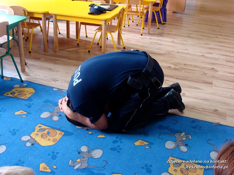 Wizyta policjanta w szubińskim Słoneczku