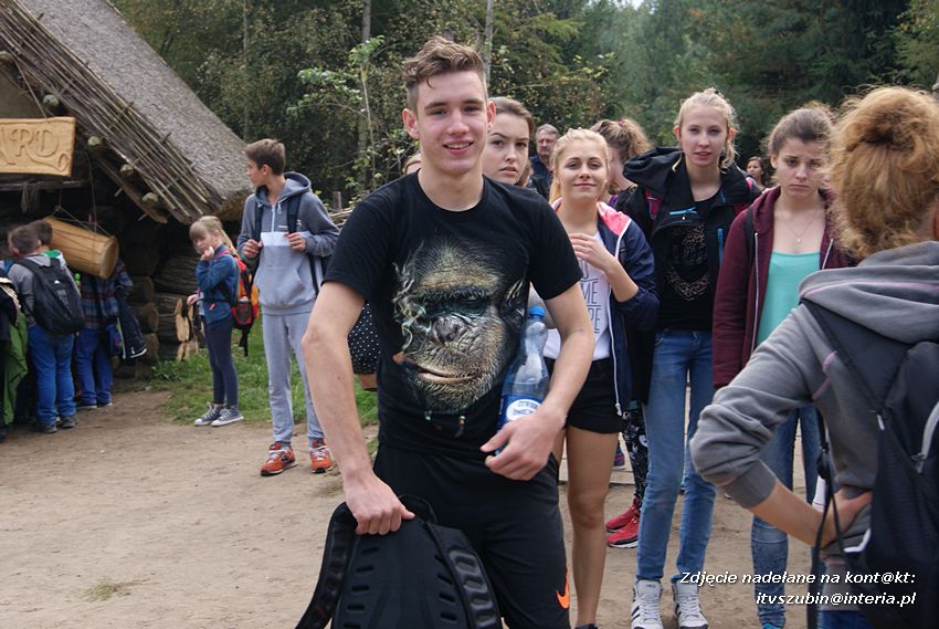 Licealiści z Wyspiańskiego na kajakowym szlaku