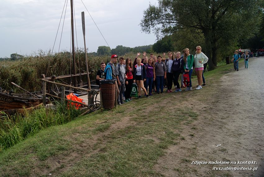 Licealiści z Wyspiańskiego na kajakowym szlaku