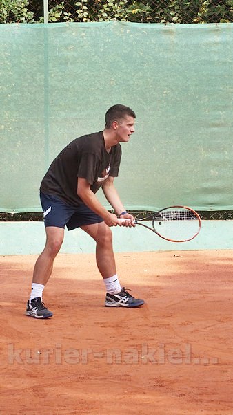 Przemek Zieliński Mistrzem Powiatu w Tenisie Ziemnym Szkół Ponadgimnazjalnych