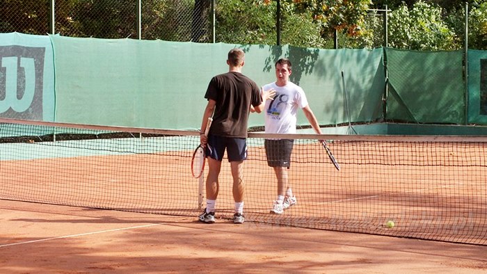 Przemek Zieliński Mistrzem Powiatu w Tenisie Ziemnym Szkół Ponadgimnazjalnych