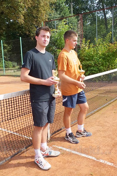 Przemek Zieliński Mistrzem Powiatu w Tenisie Ziemnym Szkół Ponadgimnazjalnych