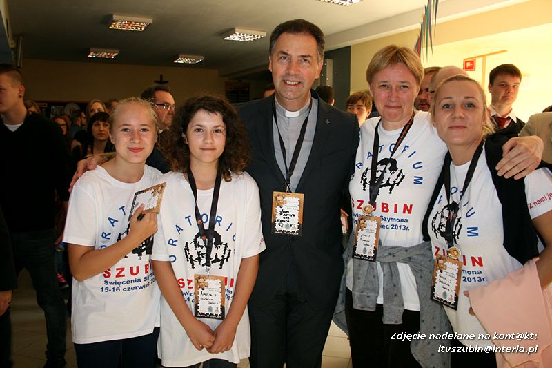 Oratorium z Szubina na spotkaniu z Salezjańskim Księdzem Generałem Angelo Fernandezem