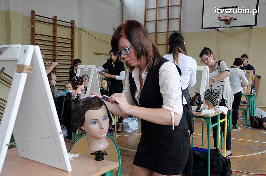 Egzamin mistrzowski i czeladniczy w zawodzie Fryzjer