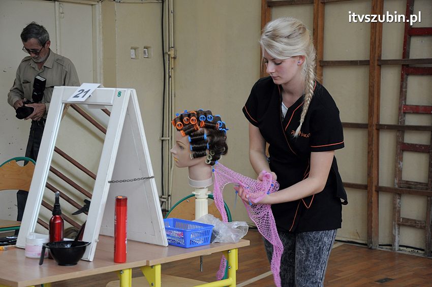 Egzamin mistrzowski i czeladniczy w zawodzie Fryzjer