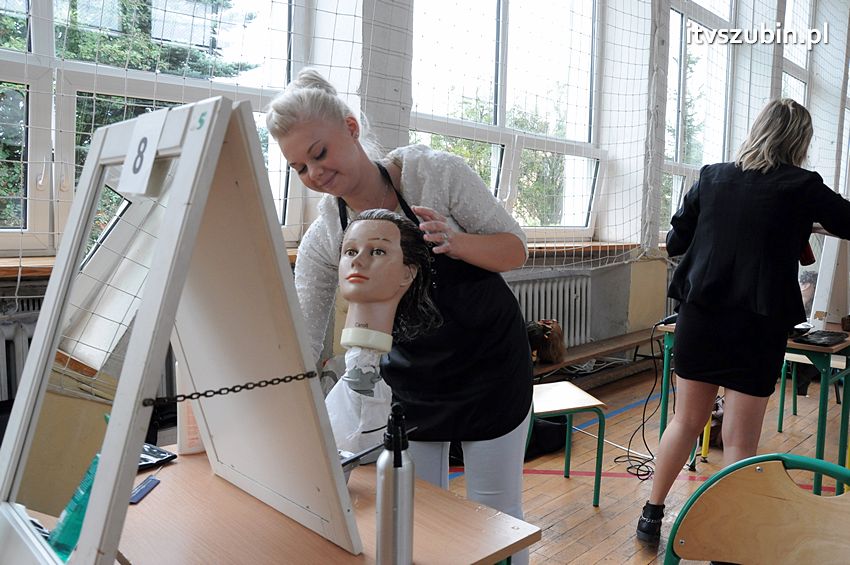 Egzamin mistrzowski i czeladniczy w zawodzie Fryzjer