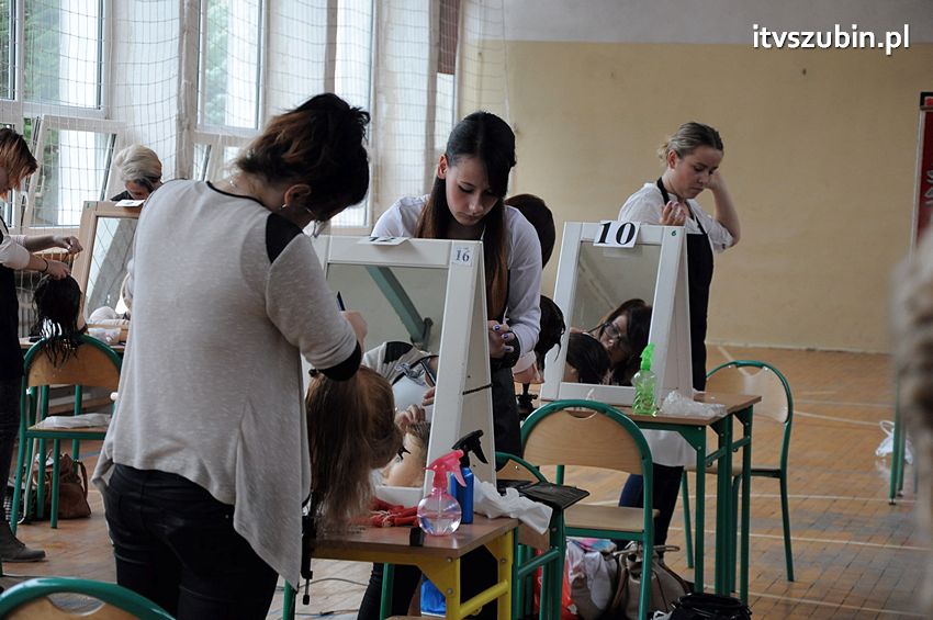 Egzamin mistrzowski i czeladniczy w zawodzie Fryzjer