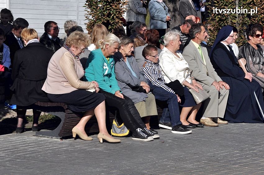 Koronka do Bożego Miłosierdzia na ulicach miast świata także w Szubinie