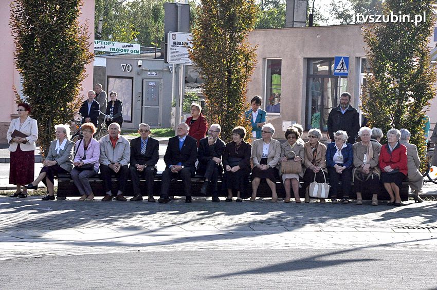 Koronka do Bożego Miłosierdzia na ulicach miast świata także w Szubinie