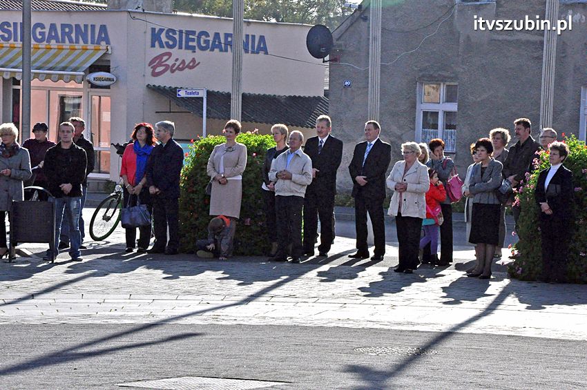 Koronka do Bożego Miłosierdzia na ulicach miast świata także w Szubinie