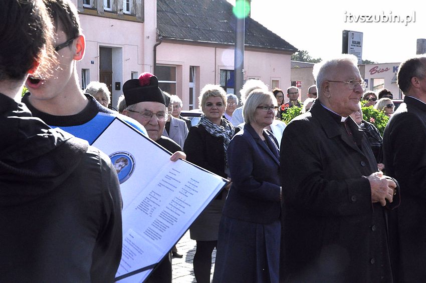 Koronka do Bożego Miłosierdzia na ulicach miast świata także w Szubinie