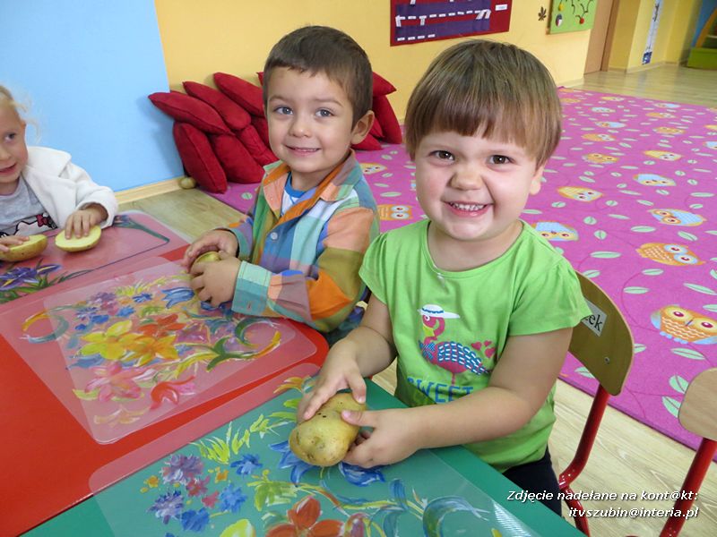 Święto Pieczonego Ziemniaka u maluchów ze Słoneczka