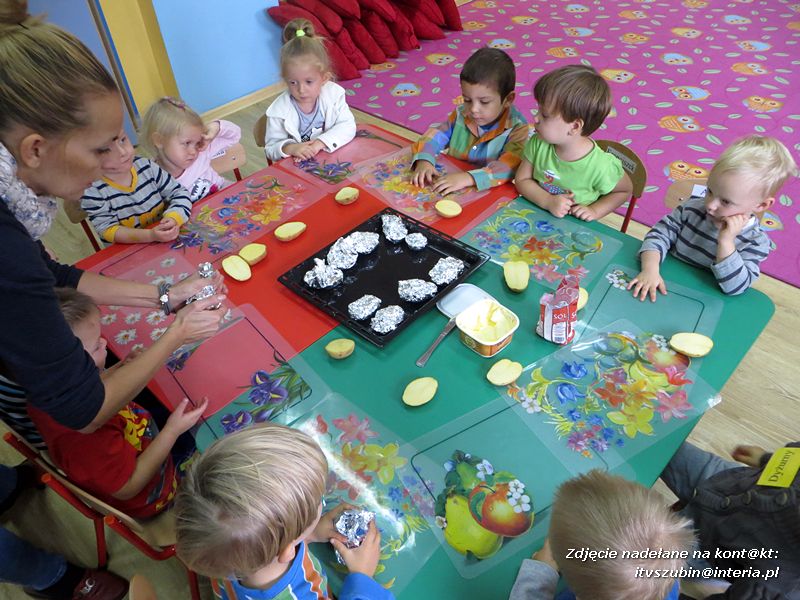 Święto Pieczonego Ziemniaka u maluchów ze Słoneczka