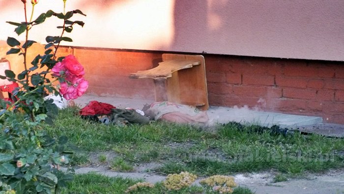 Pożar mieszkania przy ul. Długiej w Nakle nad Notecią. Dwie osoby poszkodowane