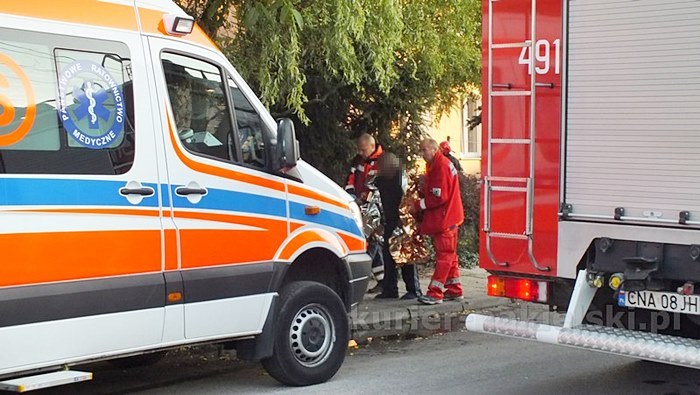 Pożar mieszkania przy ul. Długiej w Nakle nad Notecią. Dwie osoby poszkodowane