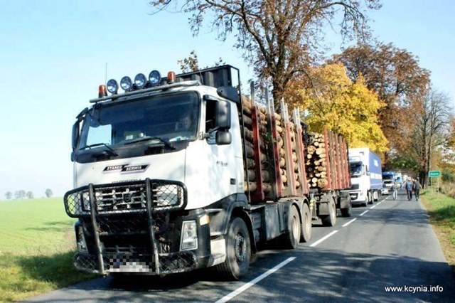 Zdarzenie drogowe na drodze wojewódzkiej nr 241