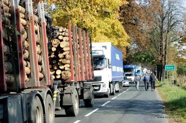 Zdarzenie drogowe na drodze wojewódzkiej nr 241