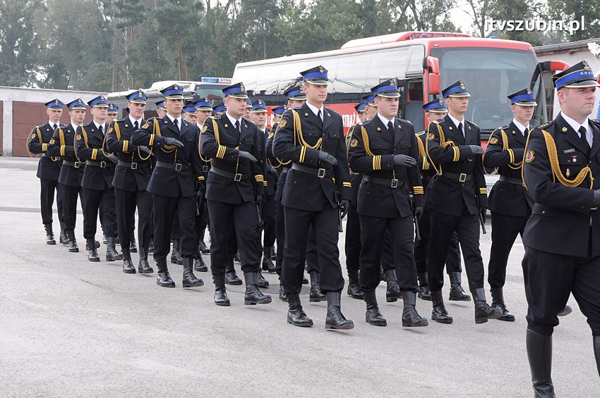 Przekazanie samochodów strażackich w Szubinie