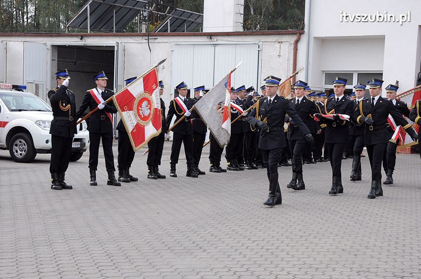 Przekazanie samochodów strażackich w Szubinie