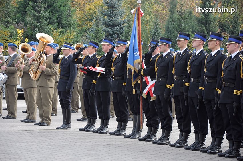 Przekazanie samochodów strażackich w Szubinie