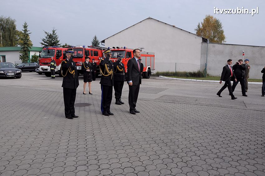 Przekazanie samochodów strażackich w Szubinie