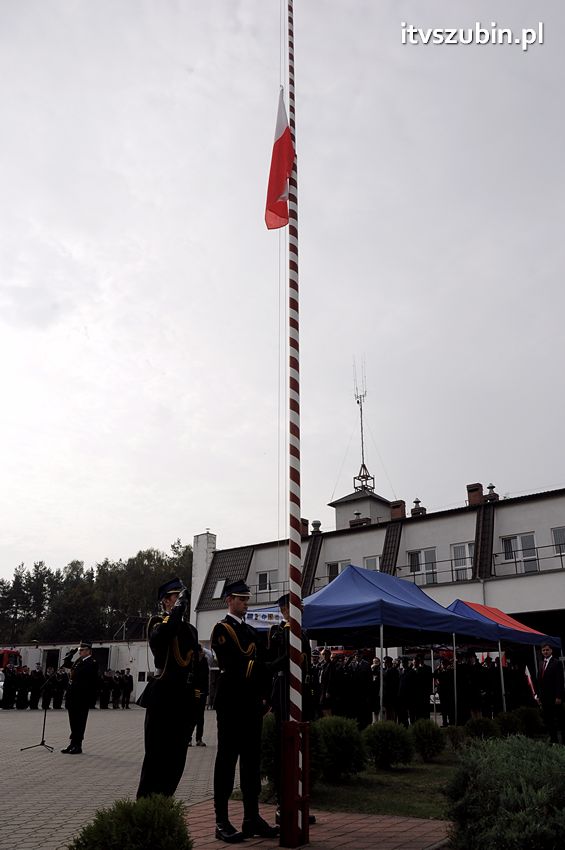 Przekazanie samochodów strażackich w Szubinie