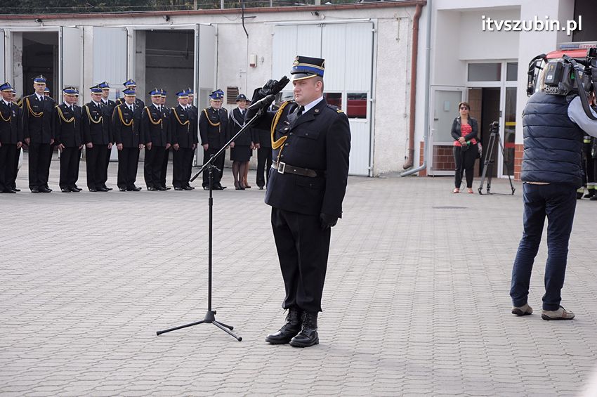 Przekazanie samochodów strażackich w Szubinie