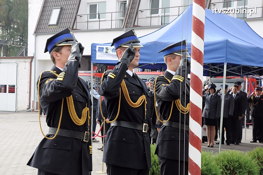 Przekazanie samochodów strażackich w Szubinie